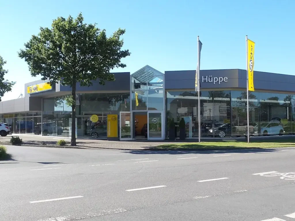 Autohaus von Vorne